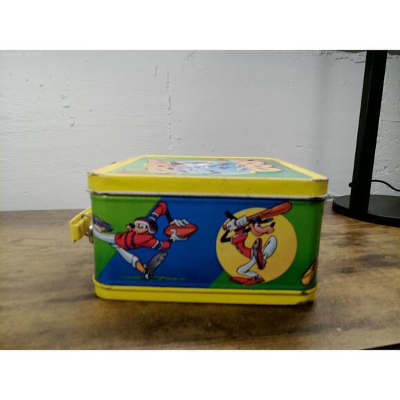 Vintage 1983 Disney Sport Goofy Metal Lunchbox with Thermos – Aladdin Industries - Picture 4 of 8